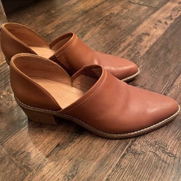 Madewell Shoes - Madewell Brady Low Cut Bootie